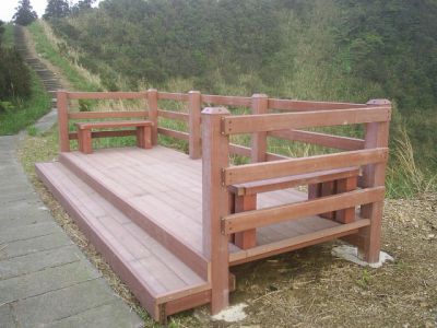 Footpath, Flat-Top Building